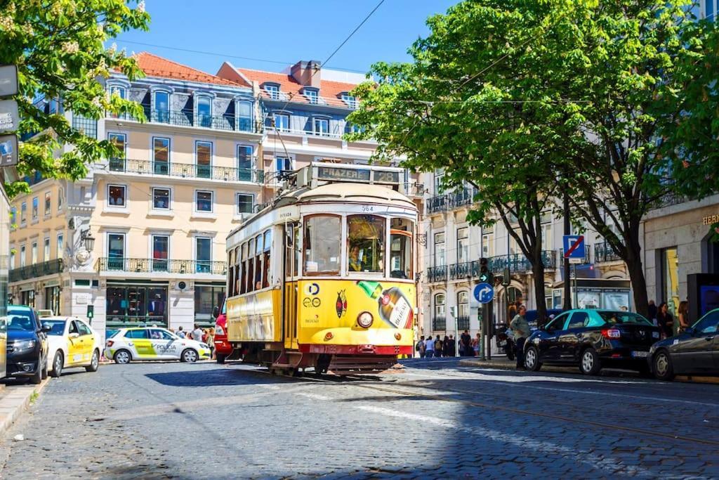 1Br @ Downtown Lisbon Chiado Apartment ภายนอก รูปภาพ